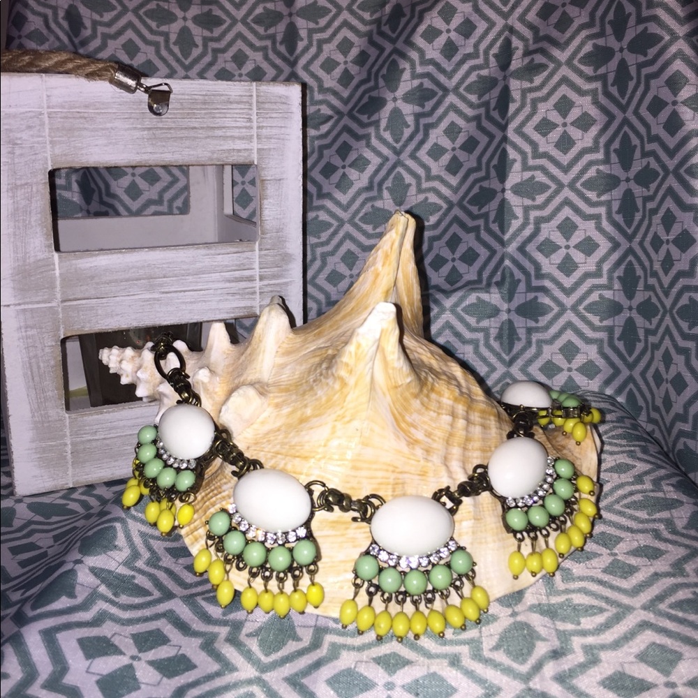 🔥5/$20 Gorgeous Vintage Statement Necklace🔥